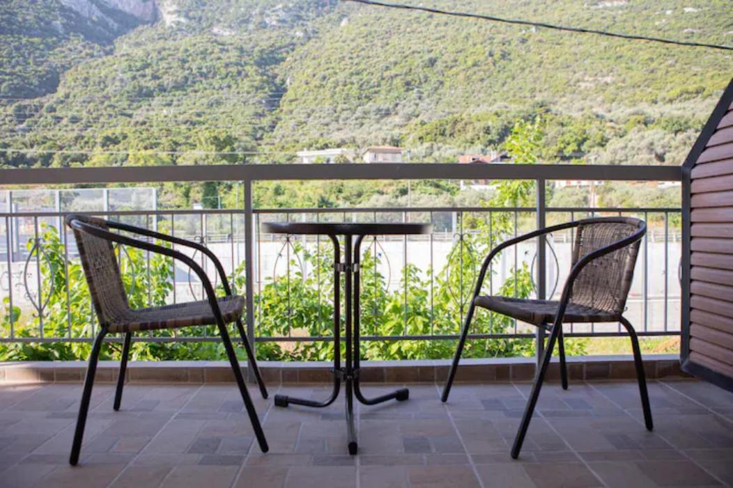 Vasileiou Apartments كامينا فورلا المظهر الخارجي الصورة