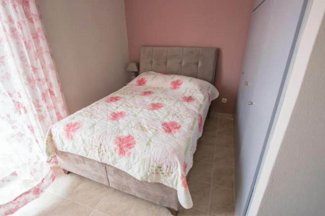Vasileiou Apartments كامينا فورلا المظهر الخارجي الصورة